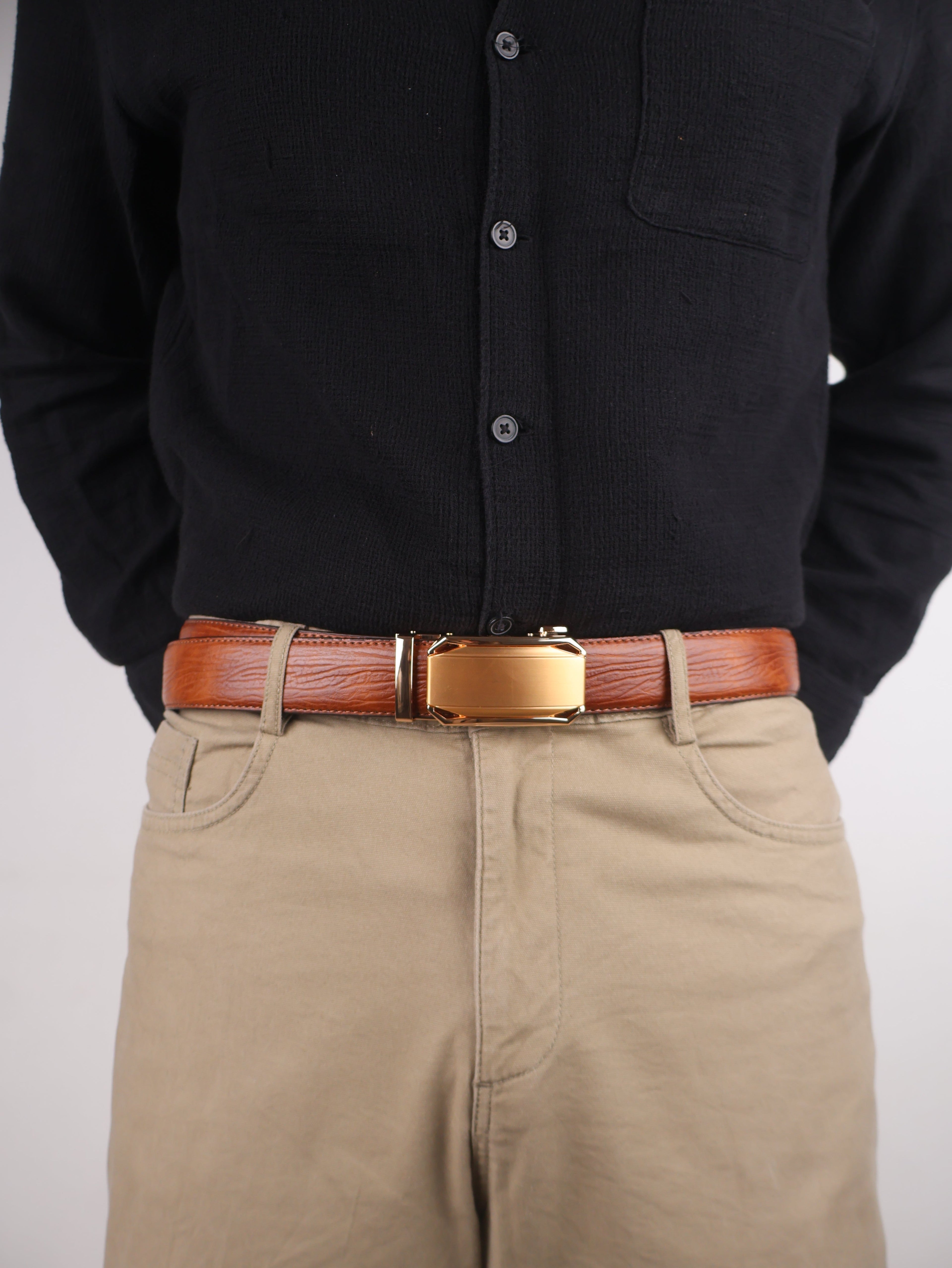 How to Choose the Perfect Leather Belt for Every Outfit